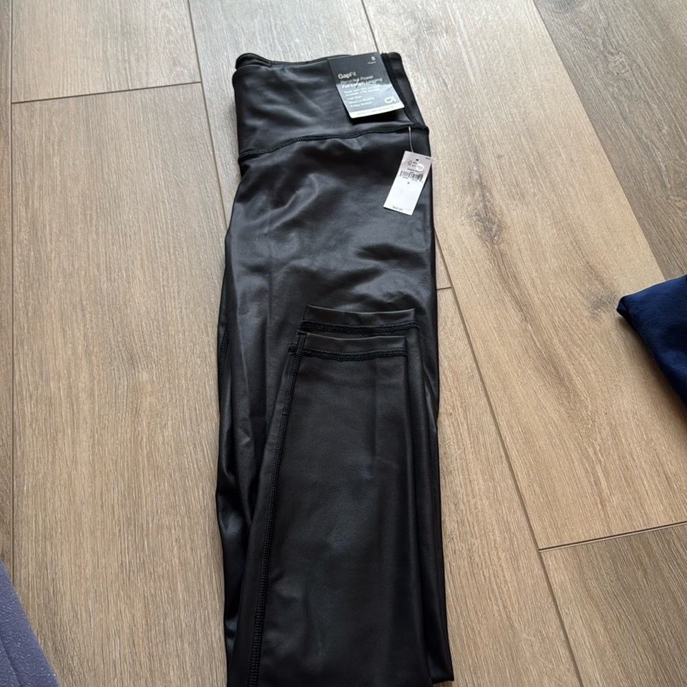 New with tags, GapFit leggings